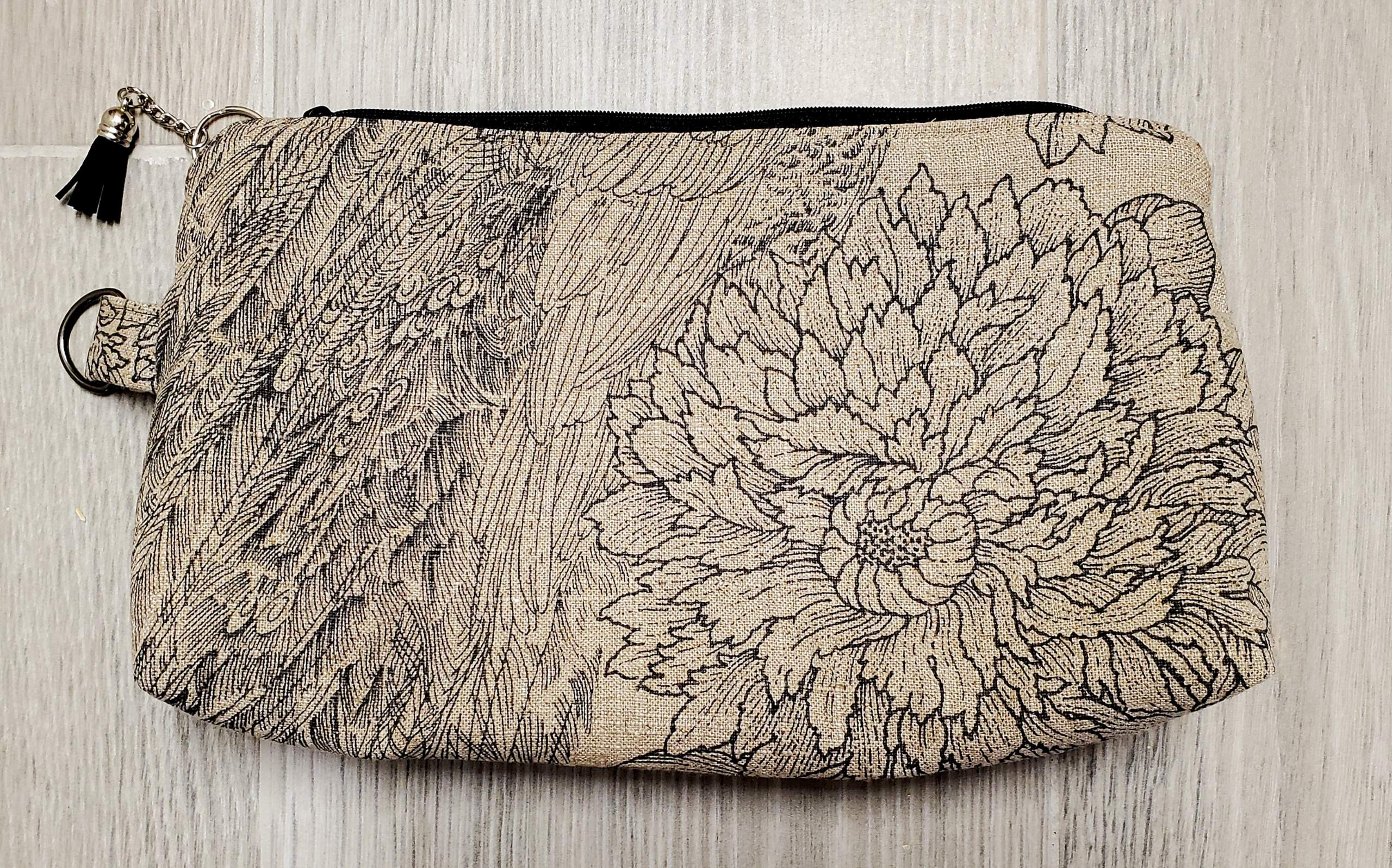 Dragonfly-sketch-Jen's-Bag-embroidered-bag